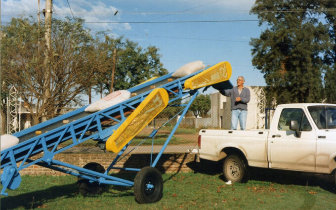 CINTAS TRANSPORTADORAS APILADORAS